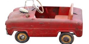 226153-800x429r1-Antique-Pedal-Car.jpg