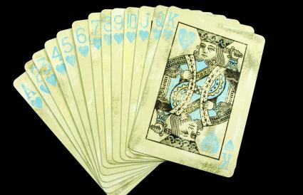 Mano antigua de cartas de póquer