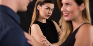 90 poemas de traición para aliviar los sentimientos desconsolados betrayal-poems.jpg